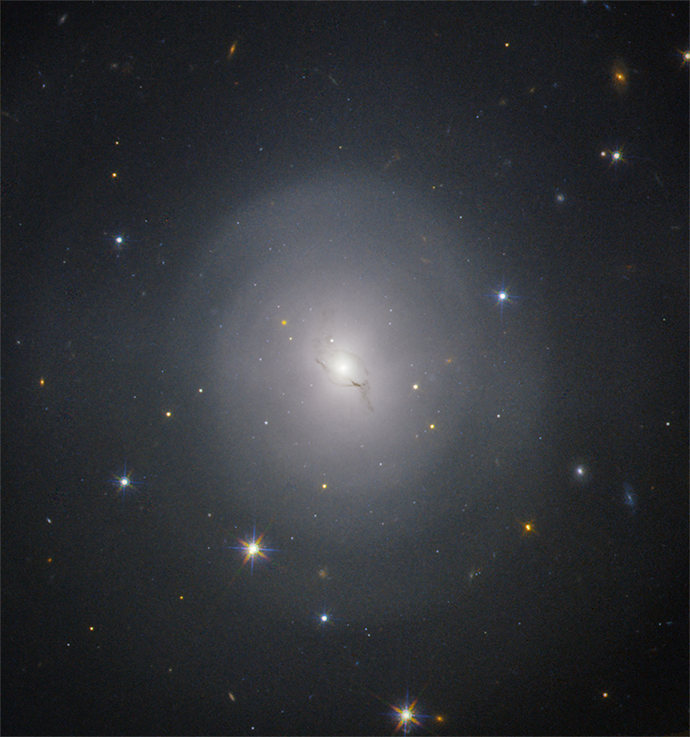 Galaxy NGC 4993